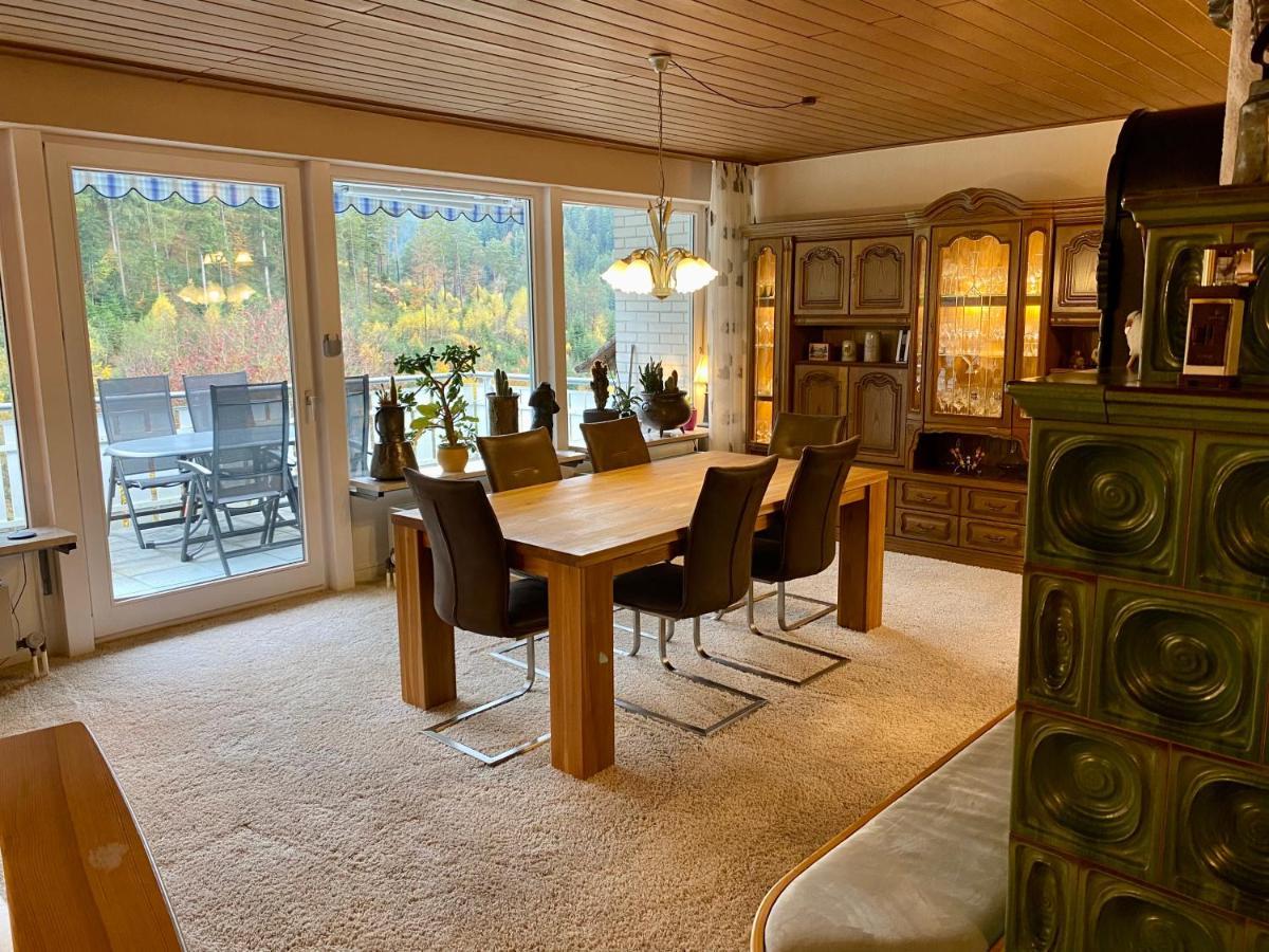 Ferienwohnung Zur Bierliebe - Mit Toller Aussicht Im Herzen Des Schwarzwaldes Hornberg Exterior foto