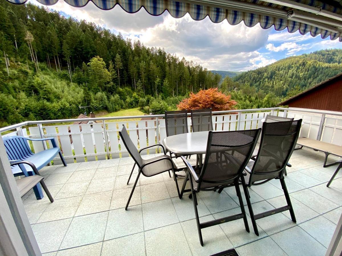 Ferienwohnung Zur Bierliebe - Mit Toller Aussicht Im Herzen Des Schwarzwaldes Hornberg Exterior foto