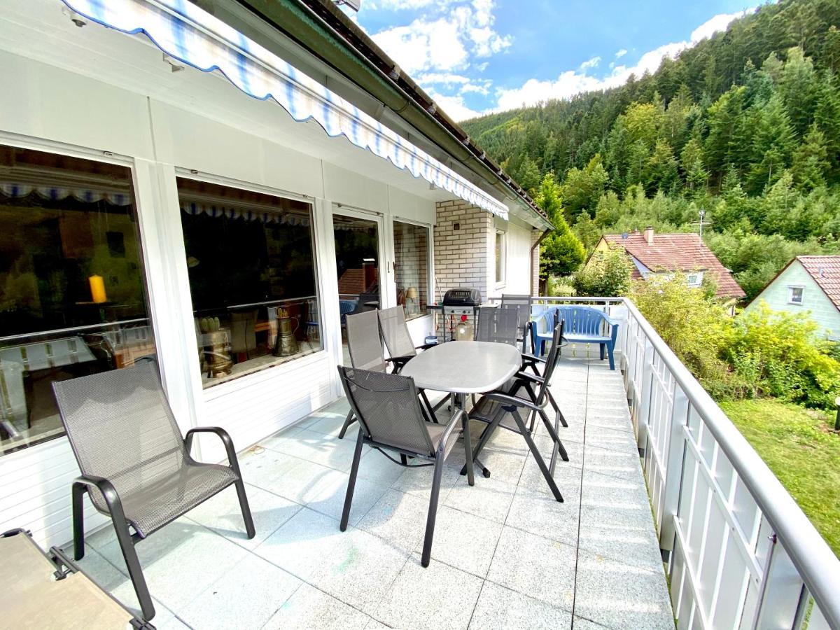 Ferienwohnung Zur Bierliebe - Mit Toller Aussicht Im Herzen Des Schwarzwaldes Hornberg Exterior foto